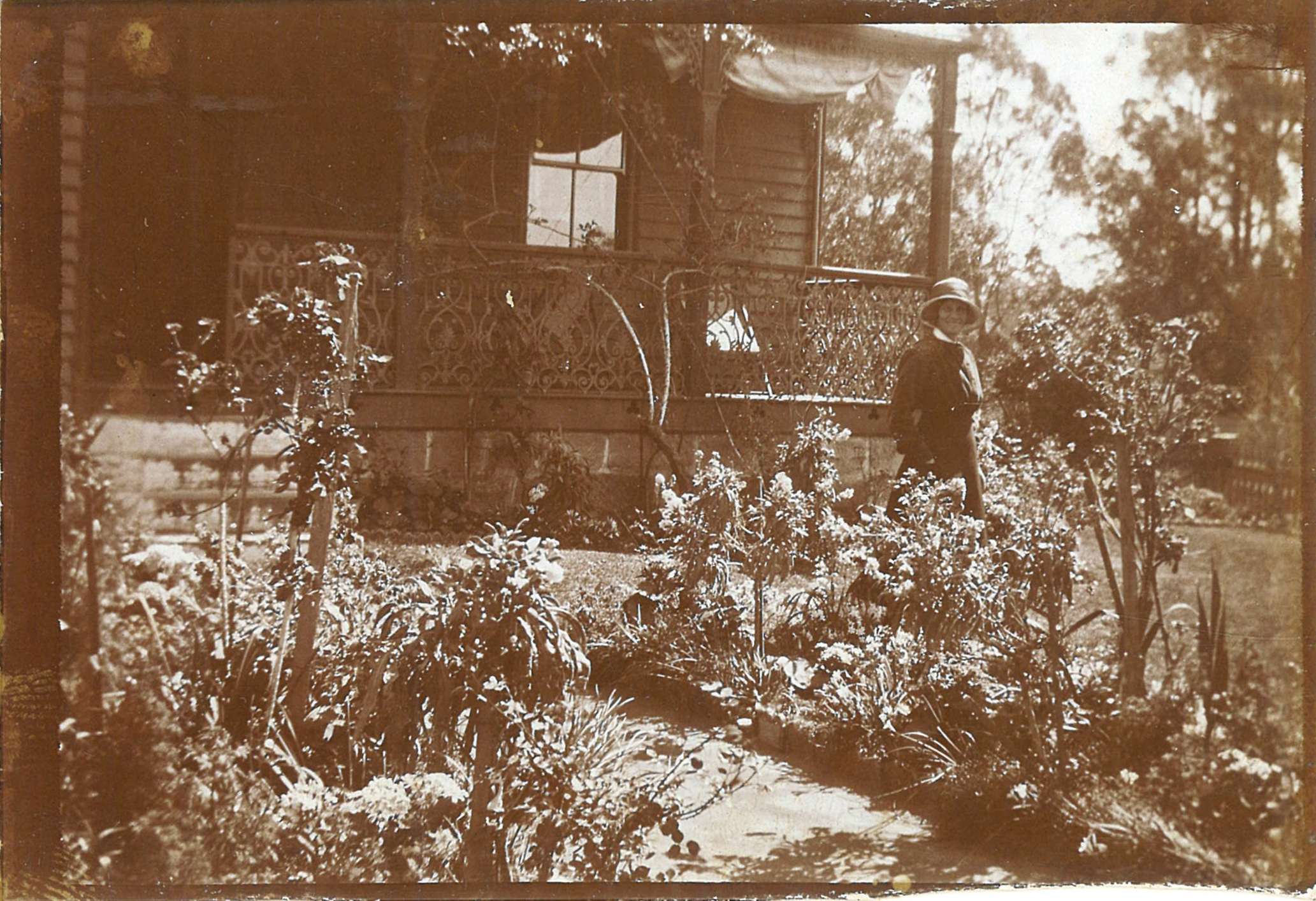 The gardener in her garden [in front of Meroogal, Nowra], around 
September 1919 / photographer unknown